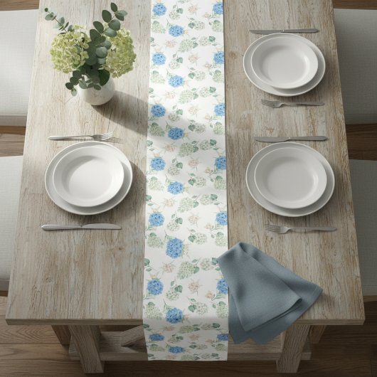 Floral Runner Rug with Hydrangea Design ミディアムテーブルランナー