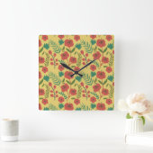 Floral seamless pattern red yellow green flowers スクエア壁時計 (ホーム)