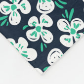  floral seamless pattern with summer blooms and co フリースブランケット (角)