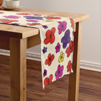 Floral table runner - casual chic dining room ショートテーブルランナー