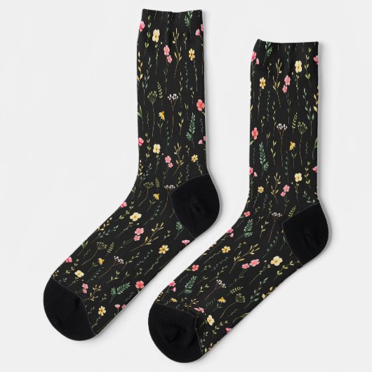 Floral watercolor pattern of wildflowers on black ソックス (左)