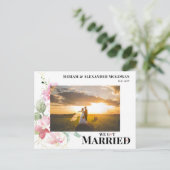 Floral We got married Wedding announcement  ポストカード (スタンド正面)