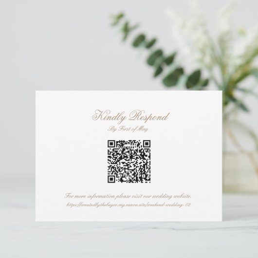 Floral Wedding Monogram Crest RSVP Card (スタンド正面)