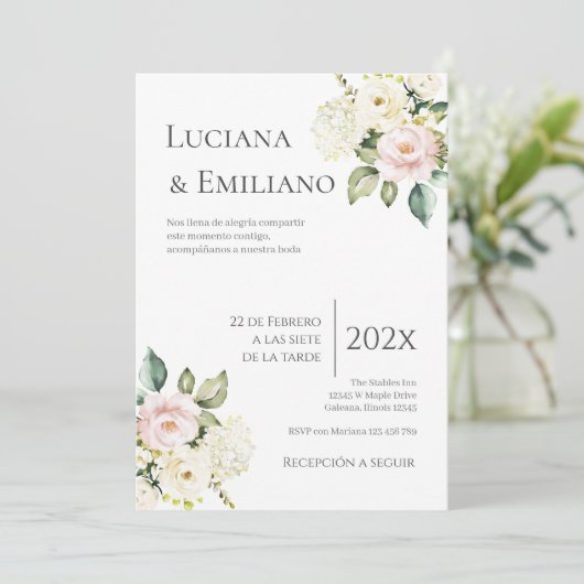 Floral White Wedding Invitation 招待状 (スタンド正面)