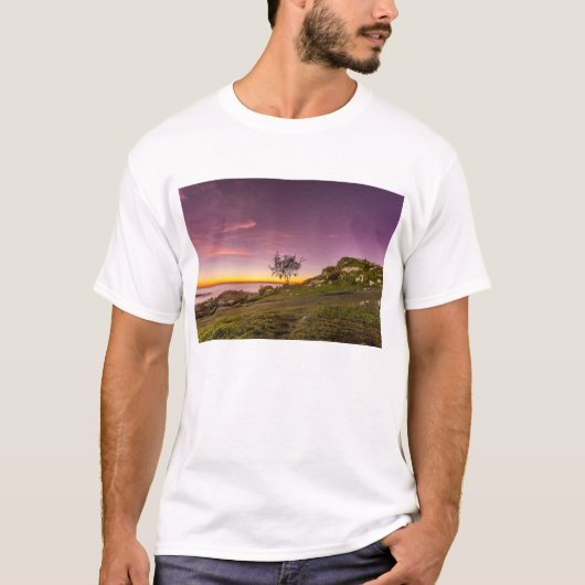 Florianopolisのビーチの日の出 Tシャツ (正面)