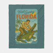 Florida Alligator Wrestling | Funny Retro Coastal フリースブランケット (正面)