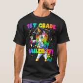 Flossing Unicorn 1st Grade Graduation Cap Diploma Tシャツ (正面)