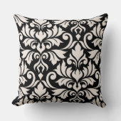 Flourish Damask Art I Cream on Black クッション (正面)