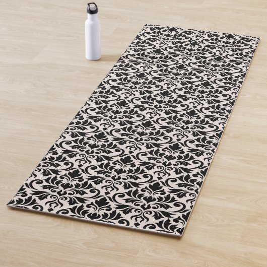Flourish Damask Pattern Black on Cream ヨガマット (インサイチュ)