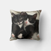 Flower and Happiness Kittens Pillow クッション (裏面)
