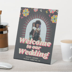 Flower Power 70のレトロGroovy結婚の歓迎 台座サイン