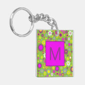 Flower Power Bright Green and Pink Monogrammed キーホルダー (正面左)