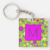 Flower Power Bright Green and Pink Monogrammed キーホルダー (正面)
