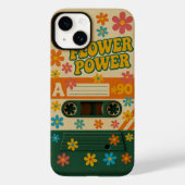 Flower Power Sixties Apple iPhone 14 Case Case-Mate iPhoneケース (裏面)