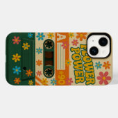 Flower Power Sixties Apple iPhone 14 Case Case-Mate iPhoneケース (裏面 (横))