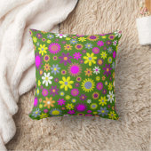 Flower Power Throw Pillow クッション (ブランケット)