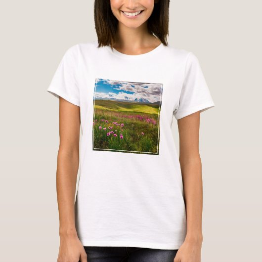 Flowers | Altai Mountains, Siberia, Russia Tシャツ (正面)