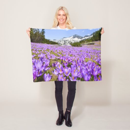 Flowers | Crocus Pirin Mountain Park Bulgaria フリースブランケット (インサイチュ)