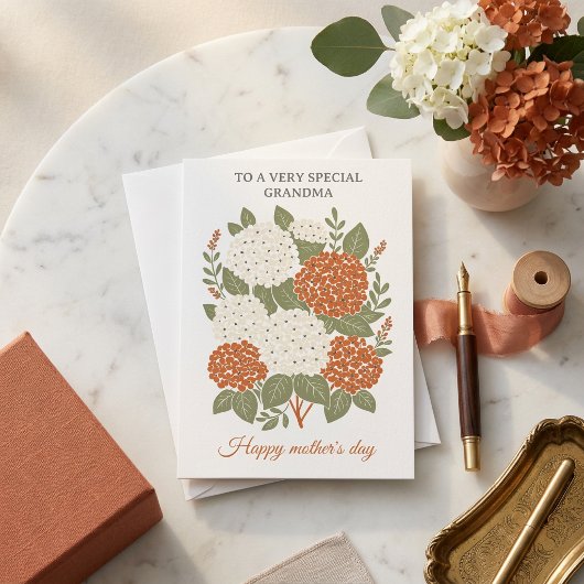 Flowers Mothers Day Card for Grandma, Nonna, Gigi  招待状