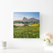 Flowers | Spring Alpe di Siusi Langkofel スクエア壁時計 (ホーム)