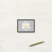 Flowers | White Daffodil Flower ポストイット (デスク上)