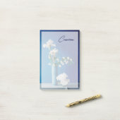 Flowers | White Iris in Vase ポストイット (デスク上)