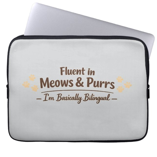 Fluent in Meows & Purrs Funny Cat Lover Gift ラップトップスリーブ (正面)