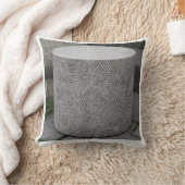 Fluted Concrete Cylinder Texture Print | Ribbed  クッション (ブランケット)