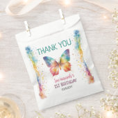 Flutter On Over Rainbow Butterfly 1st Birthday フェイバーバッグ (クリップ留めされた状態)