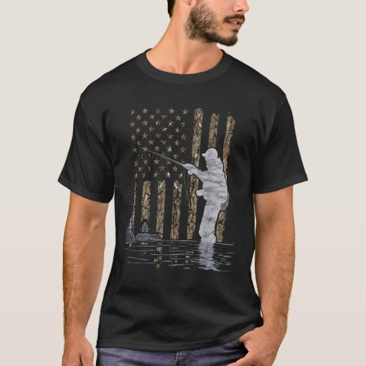 Fly Fishing Fisherman American Flag Camouflage Fly Tシャツ (正面)