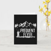 Fly Fishing - Frequent Flyer Funny Trout Fisherman カード (黄色い花)