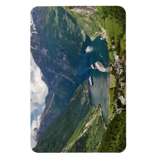 FlydalsjuvetからGeirangerへのノルウェーの見解 マグネット (縦)