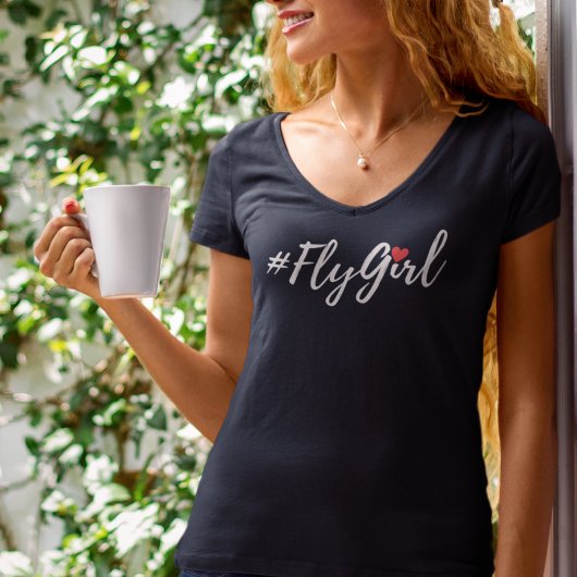 #FlyGirl タイポグラフィー シンプル モダン トラベル Tシャツ