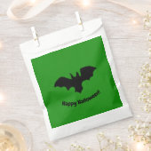 Flying Bat on green favor bag フェイバーバッグ (クリップ留めされた状態)