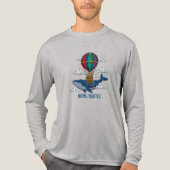 Flying Blue Whale with Hot Air Balloon トライブレンドTシャツ (正面)