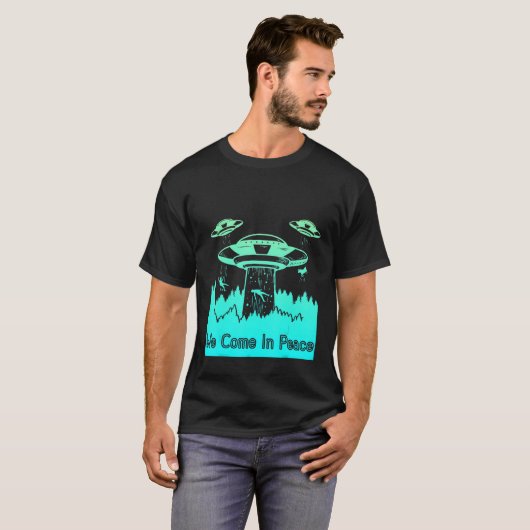 Flying Saucer UFO Astronauts are Aliens 9 Tシャツ (正面フル)