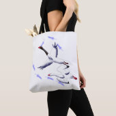 Flying Swans Minimalist Fantasy Bird Art Tote トートバッグ (クローズアップ)