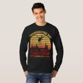 Flying Turkeys Thanksgiving Turkey Drop As God Is  Tシャツ (正面フル)