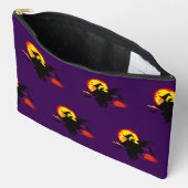 Flying Witch  with full moon   アクセサリーポーチ (見開き)