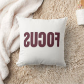 FOCUS inverted funny meme クッション (ブランケット)