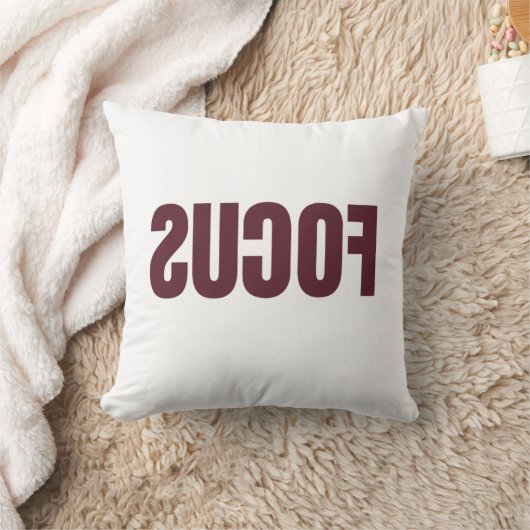 FOCUS inverted funny meme  クッション (ブランケット)