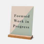 Focused Work Do Not Disturb Quiet Space Available アクリルサイン (傾斜)