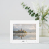 Foggy Bled Lake Sunriseの白いはがき ポストカード (スタンド正面)