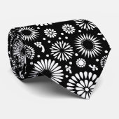Folk Floral Black and White Sunflower Boho Chic  ネクタイ (ロール)