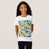 Folklore pattern with Ukrainian flag colors  Tシャツ (正面フル)