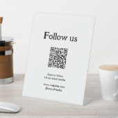 Follow us on social media scan QR code to follow  台座サイン (インサイチュ)