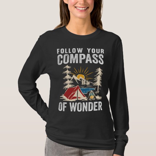 Follow Your Compass Of Wonder Camping Tシャツ (正面)