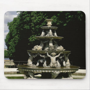 Fontaine de la Pyramide マウスパッド