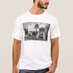 Fontanaの劇場の外観 Tシャツ