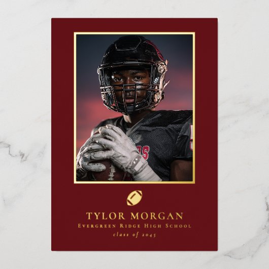 Football Graduation Photo Red Grad Announcement 箔招待状 (正面)